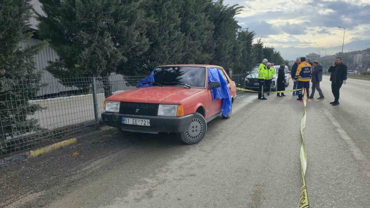 Direksiyon başında fenalaşan sürücü hayatını kaybetti
