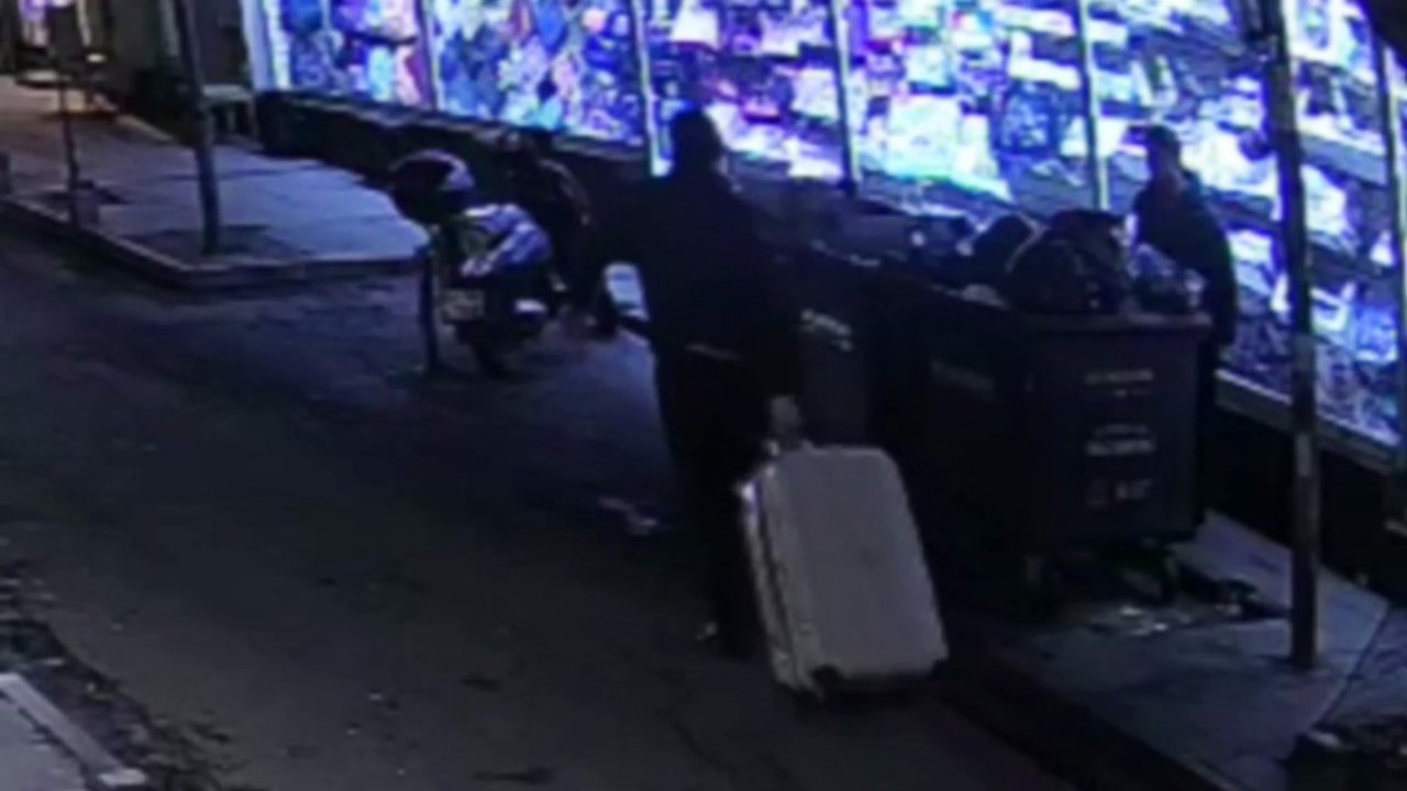 Şişli’deki dehşete ilişkin görüntüler ortaya çıktı: Cesedi valizde böyle taşımışlar
