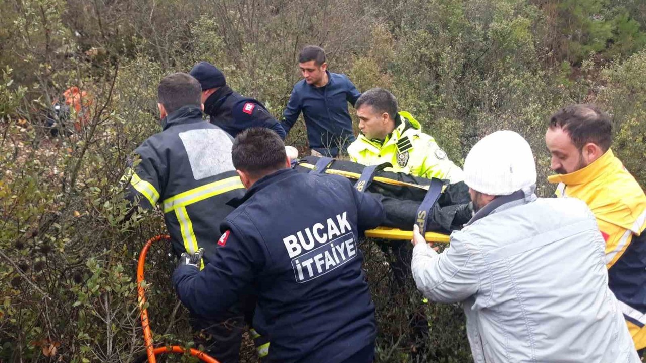 Burdur’da otomobil uçuruma düştü: 1 yaralı

