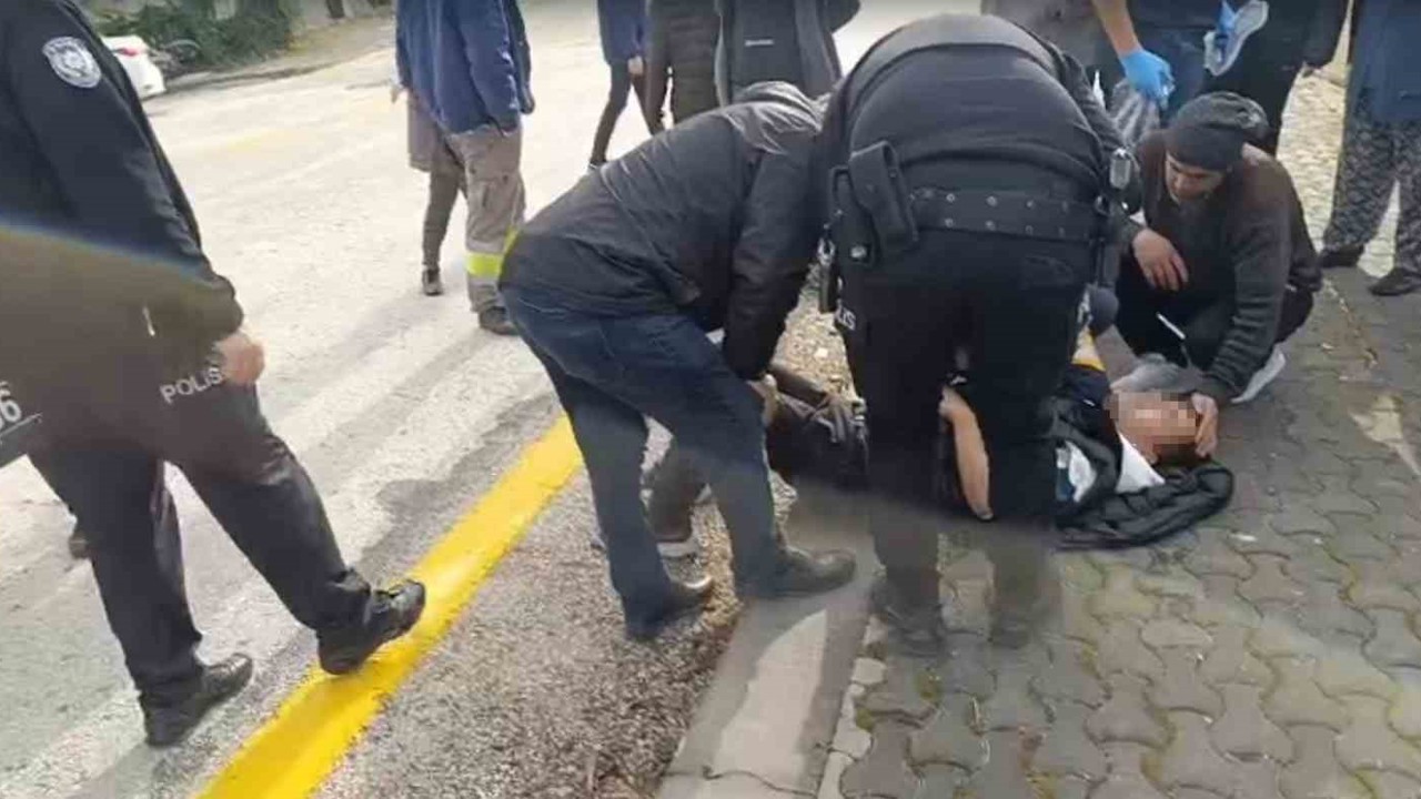 Ankara’da motosiklet sürücüsü köpeğe çarpmamak isterken kaza yaptı
