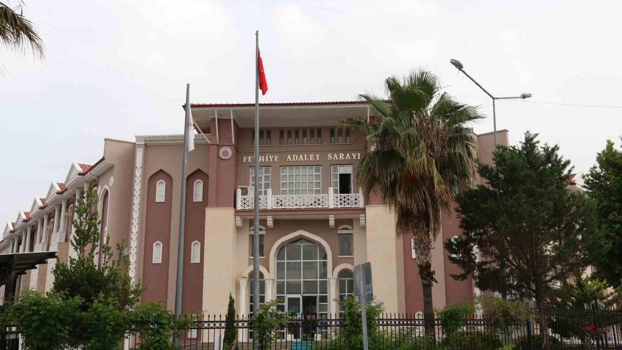 Fethiye’de eşini tüfekle vuran şahıs tutuklandı
