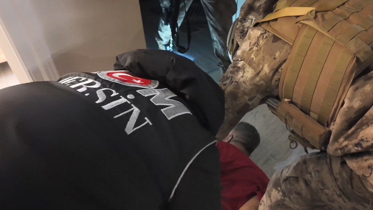 Mersin’de 10 milyarlık suç örgütü operasyonu: 17 tutuklama
