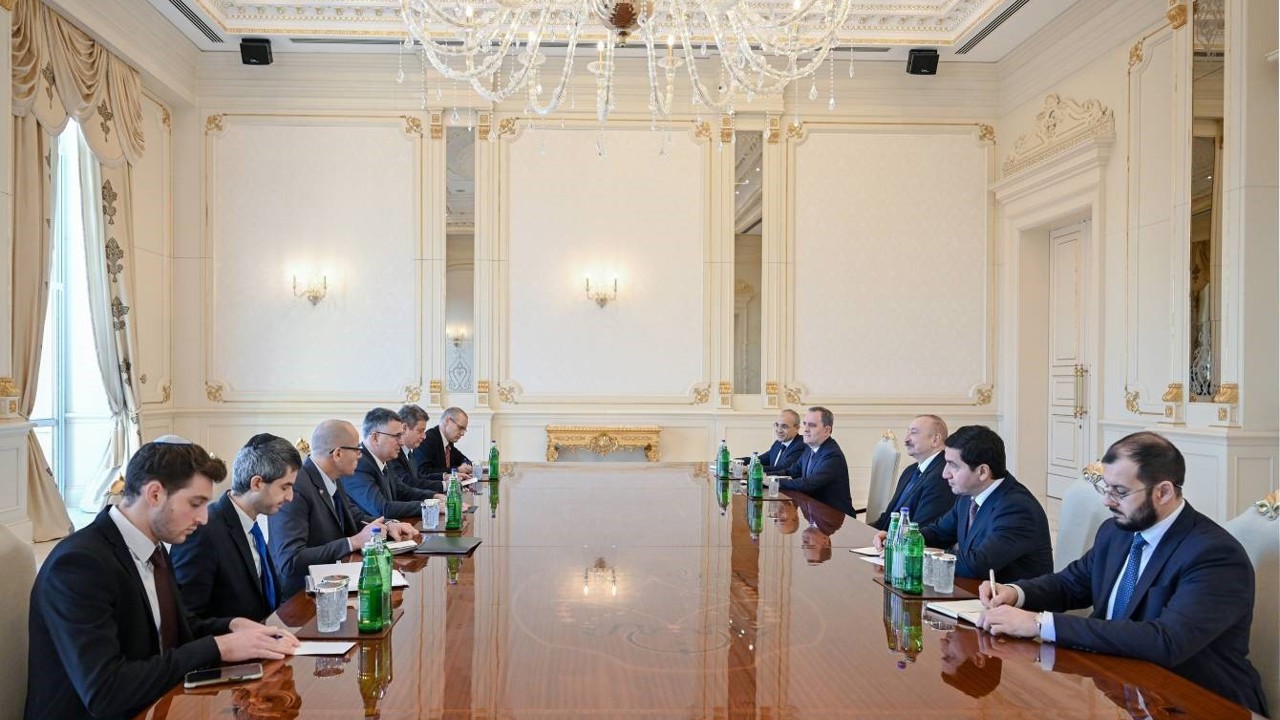 Aliyev, İsrail Dışişleri Bakanı Saar’ı kabul etti
