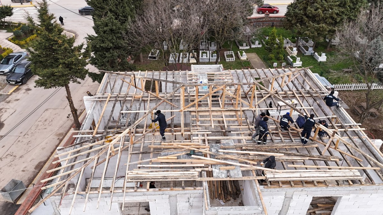 Kartepe Belediyesi cenaze hizmetleri binasının kapasitesini artırıyor
