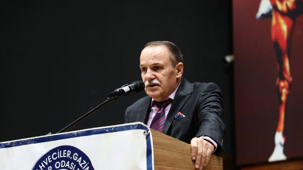 Edremit Kahveciler Odası’nda Mustafa Aydoğan güven tazeledi
