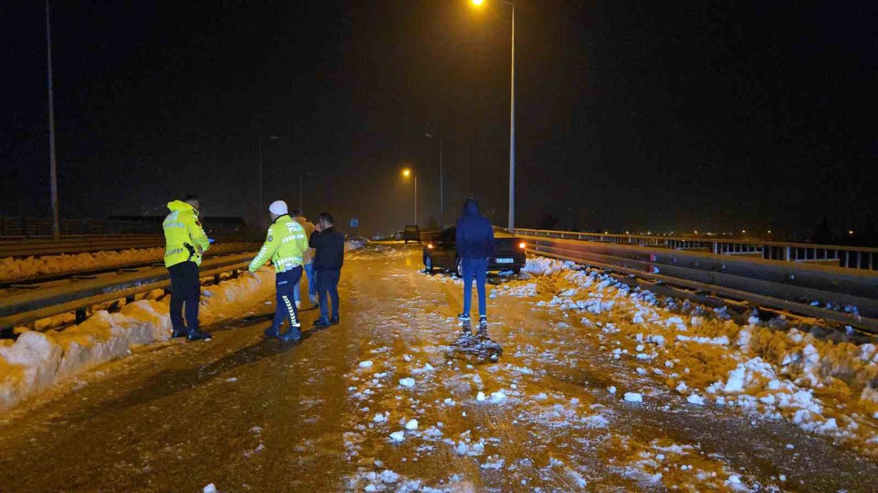 Gaziantep’te buzlanma nedeniyle kaza: 1 yaralı
