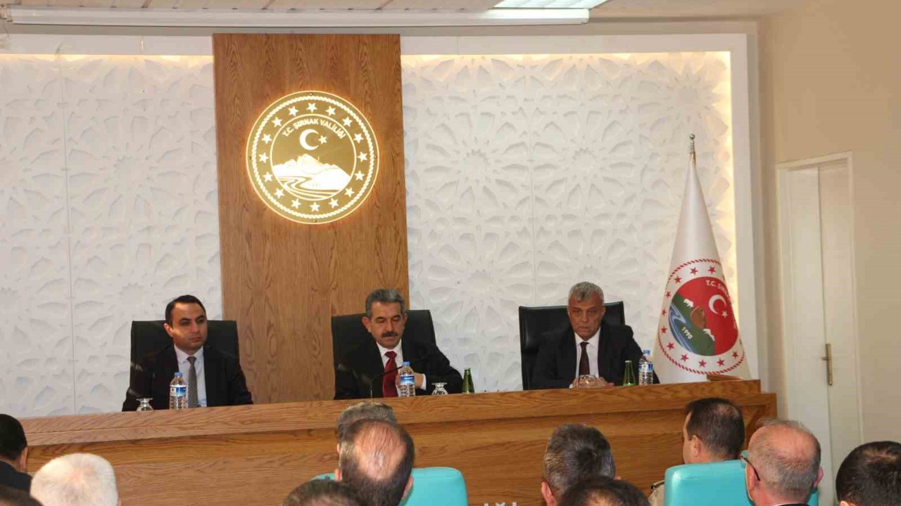 Günde yaklaşık 10 bin kişinin kullandığı Habur, Irak ile ticarette ana geçiş noktası olmayı sürdürüyor
