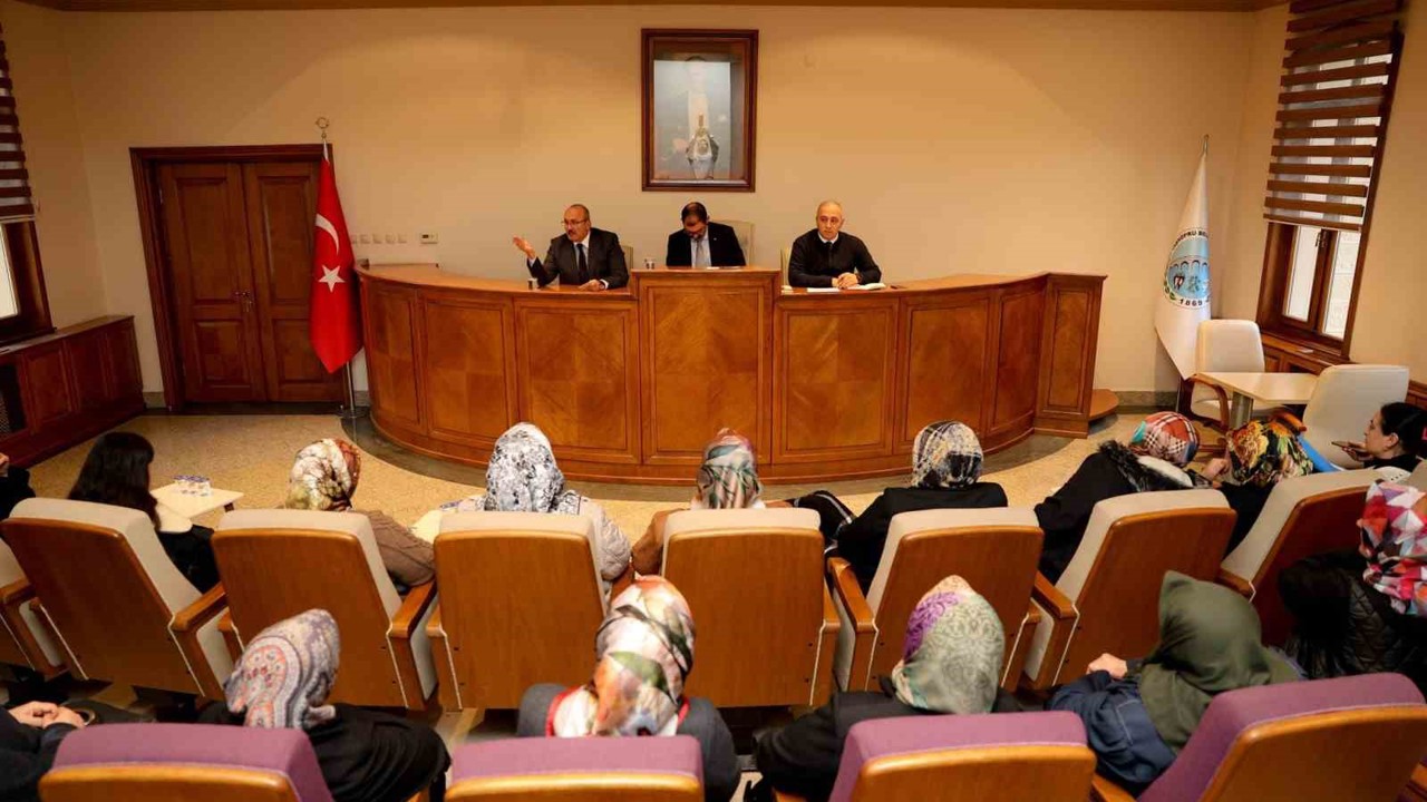 Taşköprü sarımsağı için yevmiye ücreti bin 350 lira olarak belirlendi
