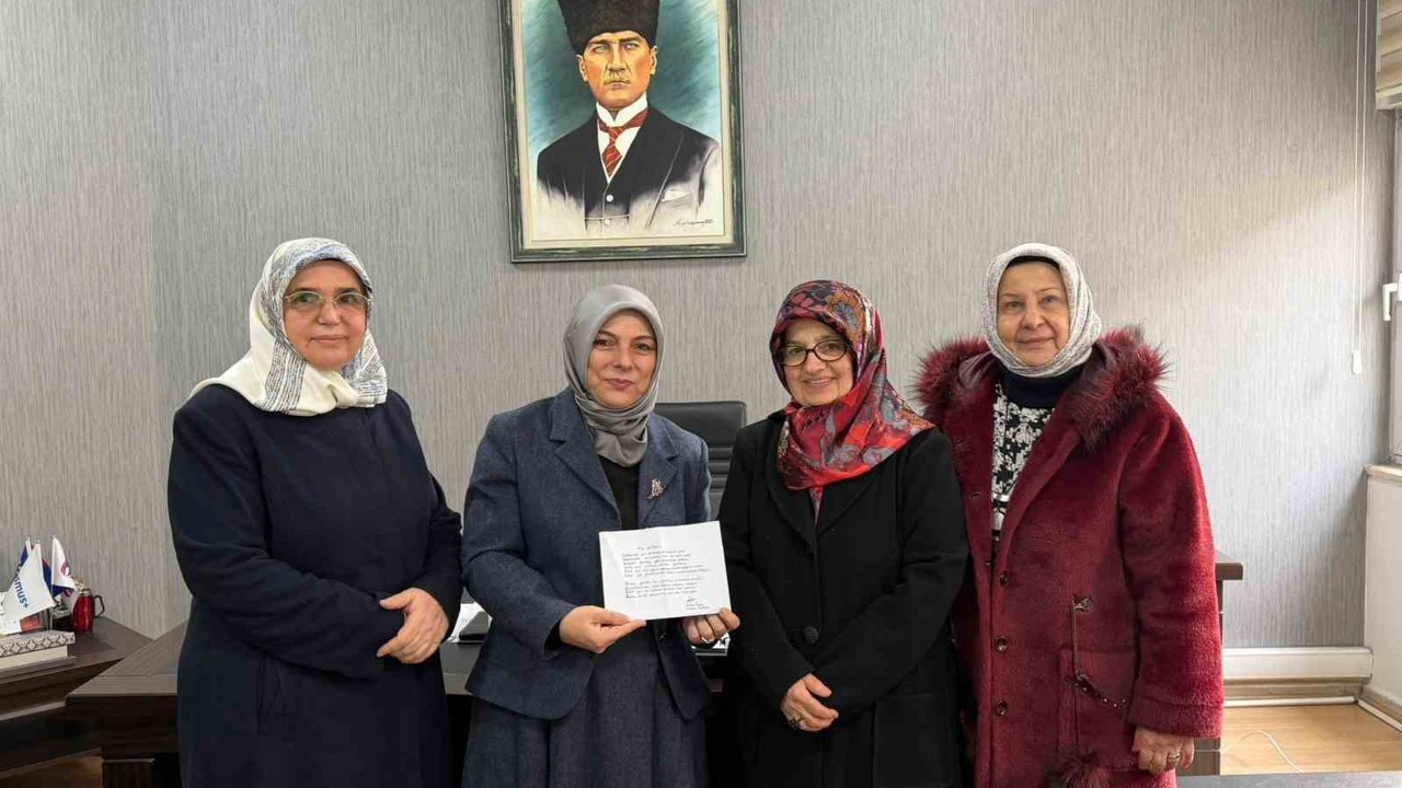 Emekli öğretmenleri ağırladı
