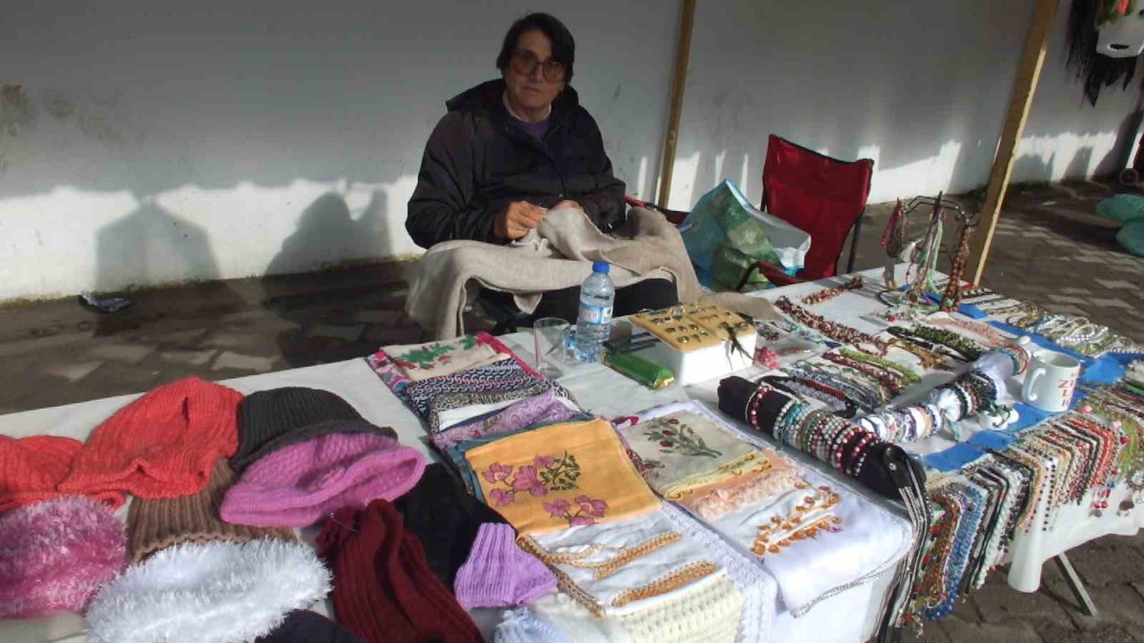 Hamaratlı eller pazarda
