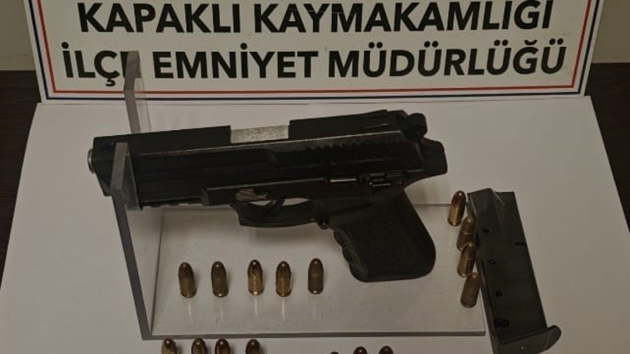 Kapaklı’da 2 ruhsatsız tabanca ele geçti
