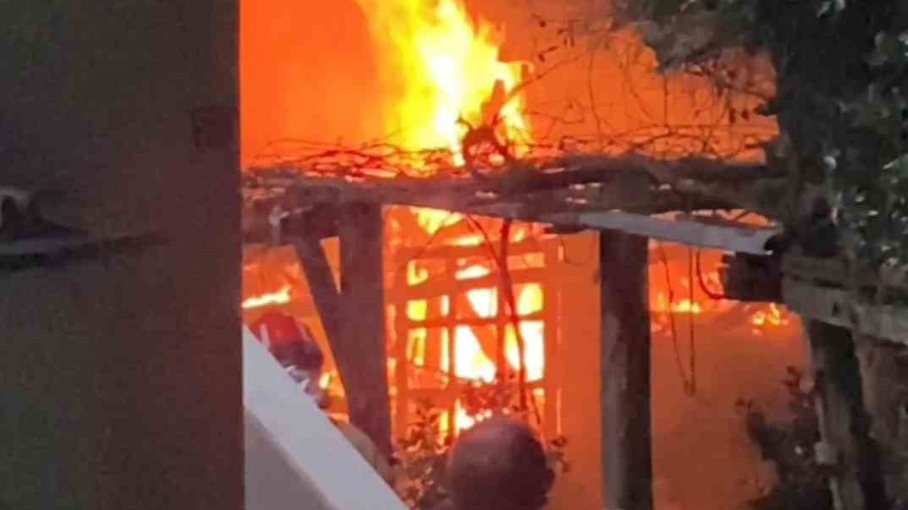 Bartın’da odunluk yangını paniğe neden oldu
