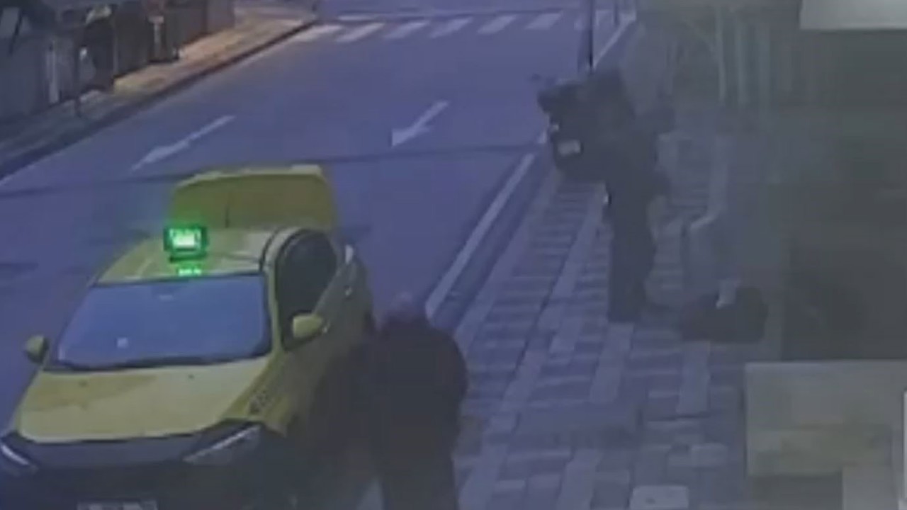 Özbek kadının öldürüldüğü olaya ilişkin yeni görüntüler ortaya çıktı, taksiye böyle binmişler
