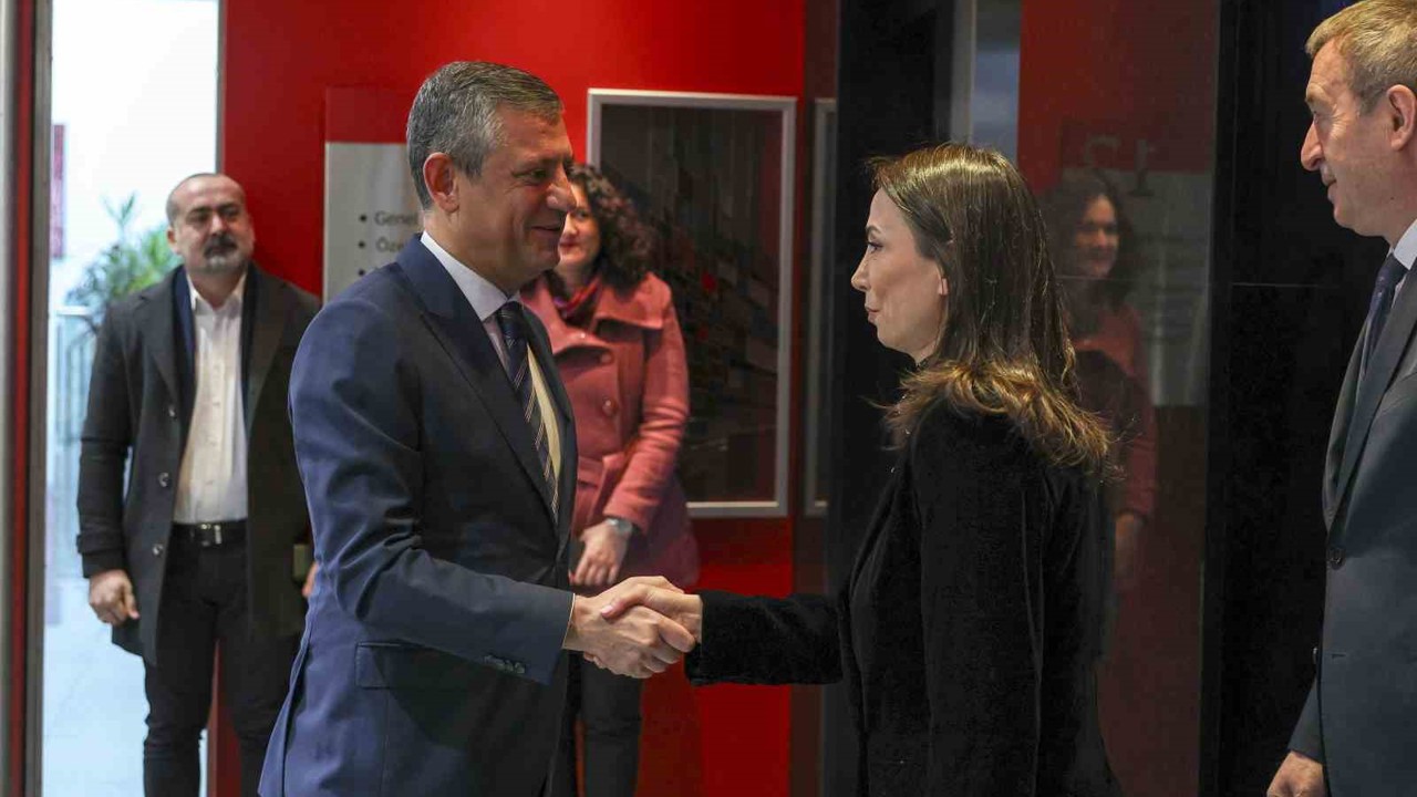 DEM Parti’den CHP’ye ziyaret
