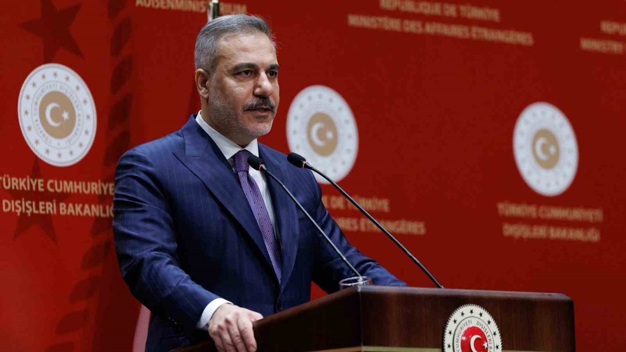 Dışişleri Bakanı Fidan: "Önümüzde hedefler; ’Gümrük Birliği Anlaşması’ nın güncellenmesi, ’Vize Serbestisi Anlaşması’ nın devreye girmesi"
