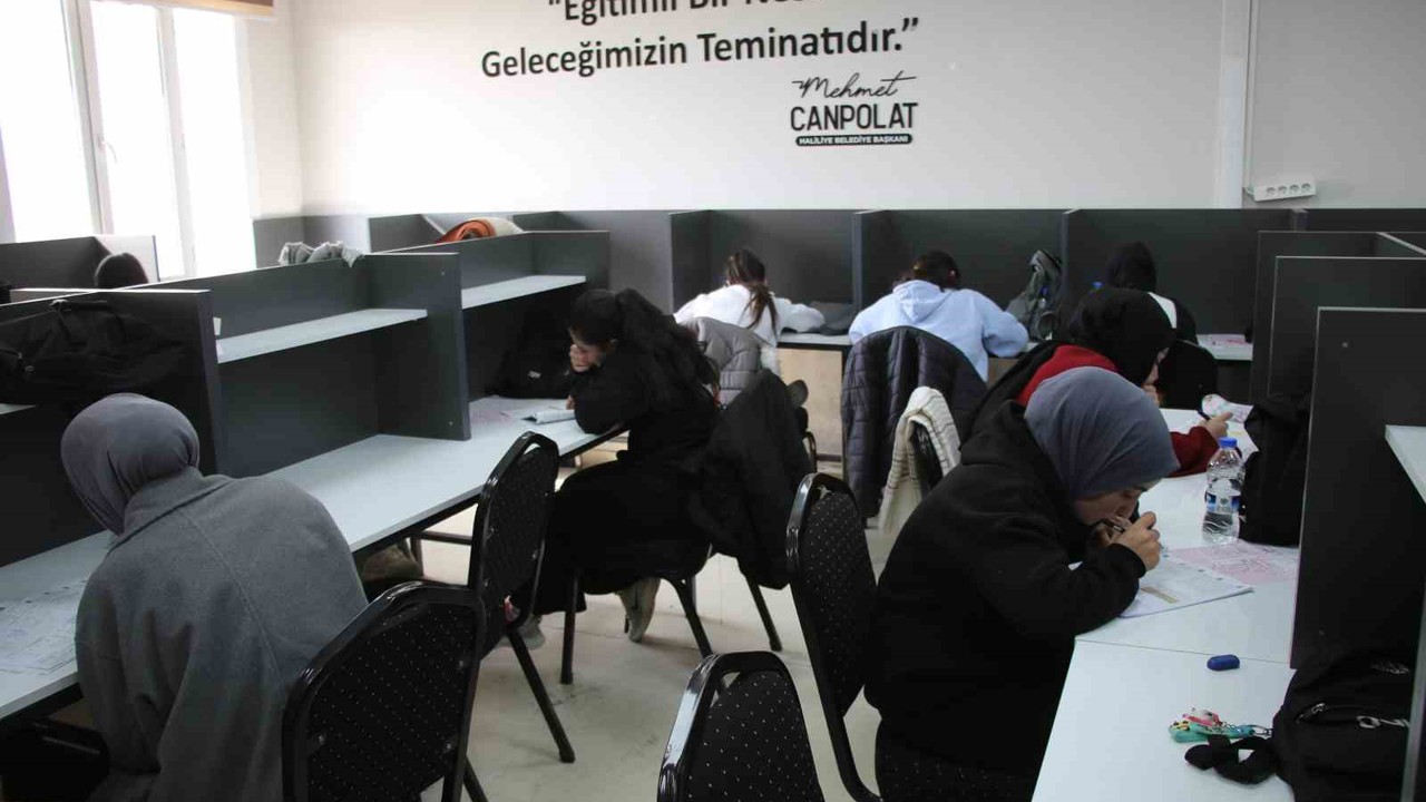 Haliliye’de gençlere destek
