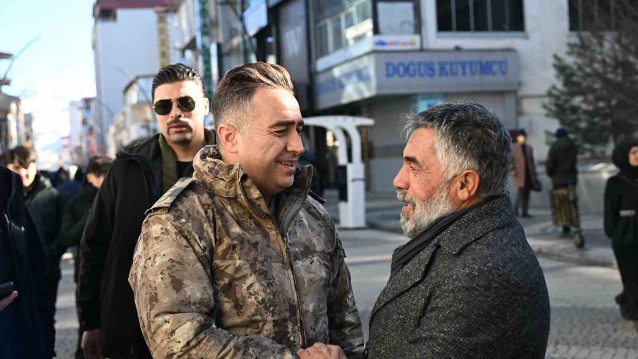 Ağrı Emniyet Müdürü Önder, esnaf ve vatandaşlarla bir araya geldi
