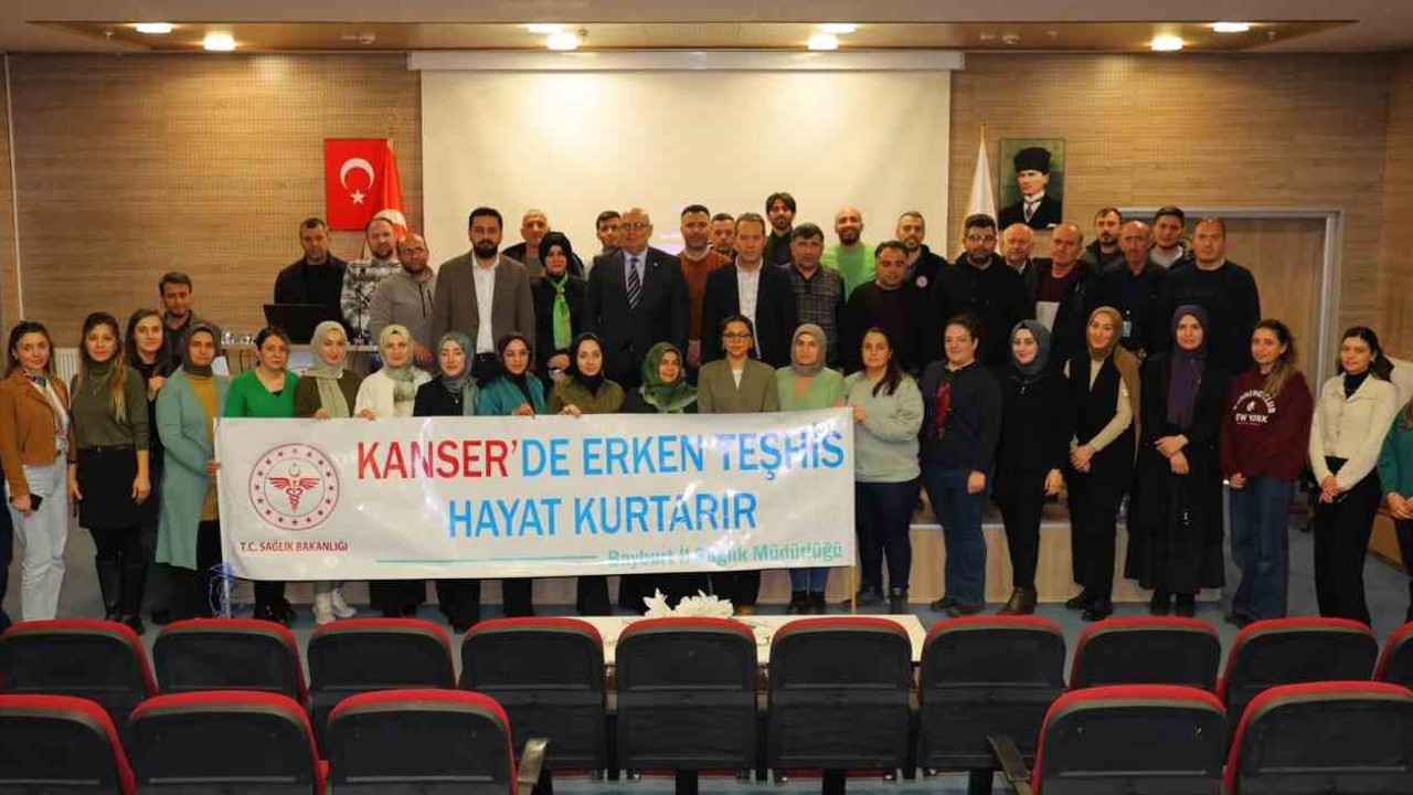 Serviks kanserinde erken tanının önemi anlatıldı
