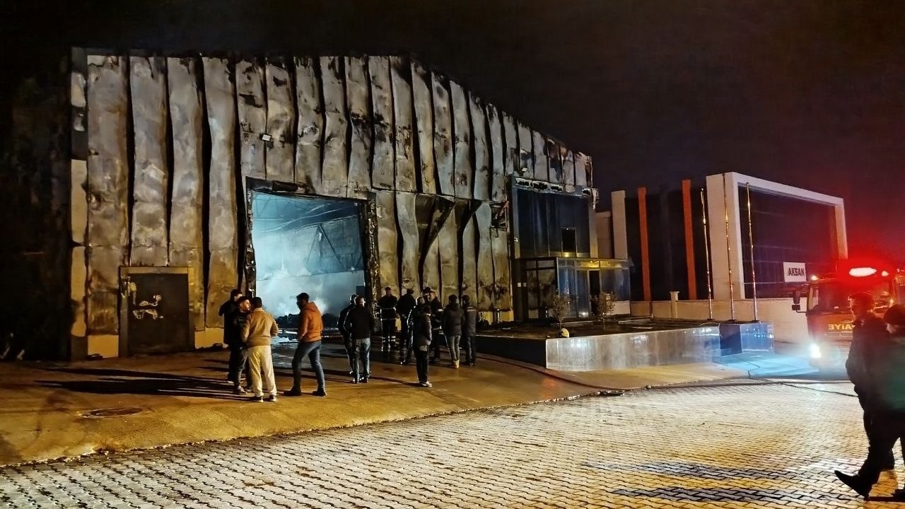 Ekmek fabrikasında korkutan yangın
