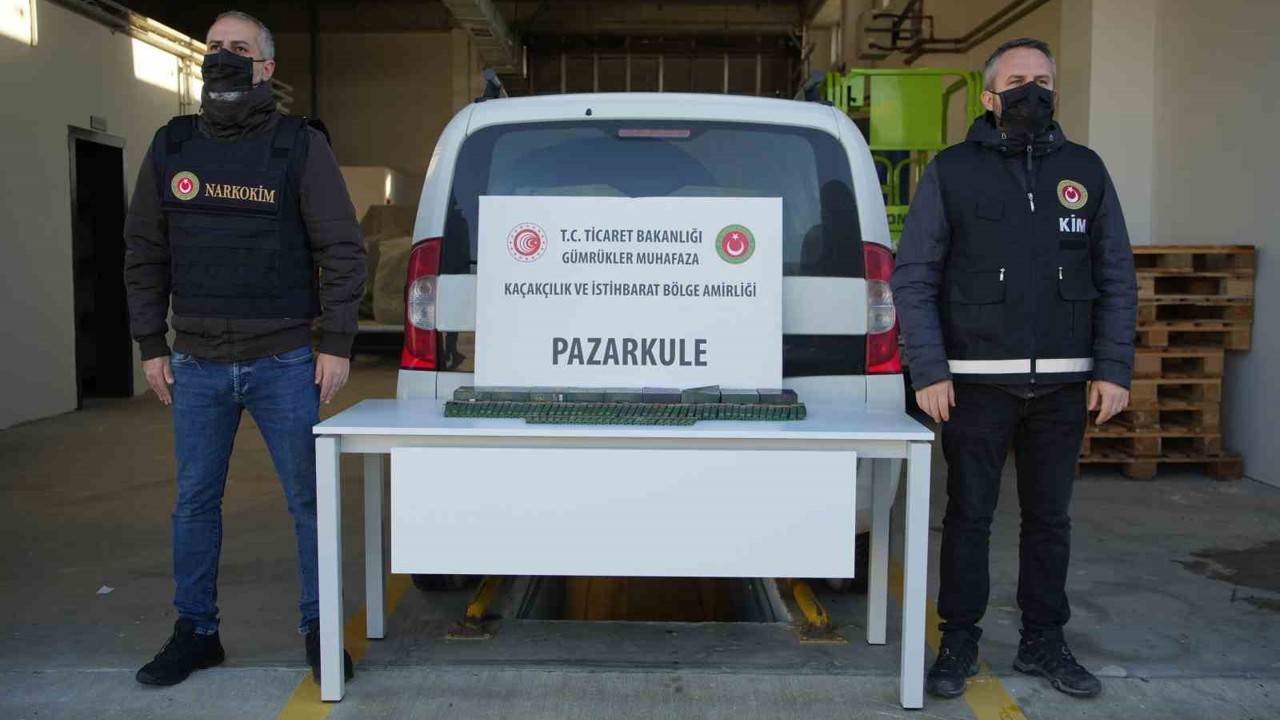 Elektronik sigaraya esrar gizlediler
