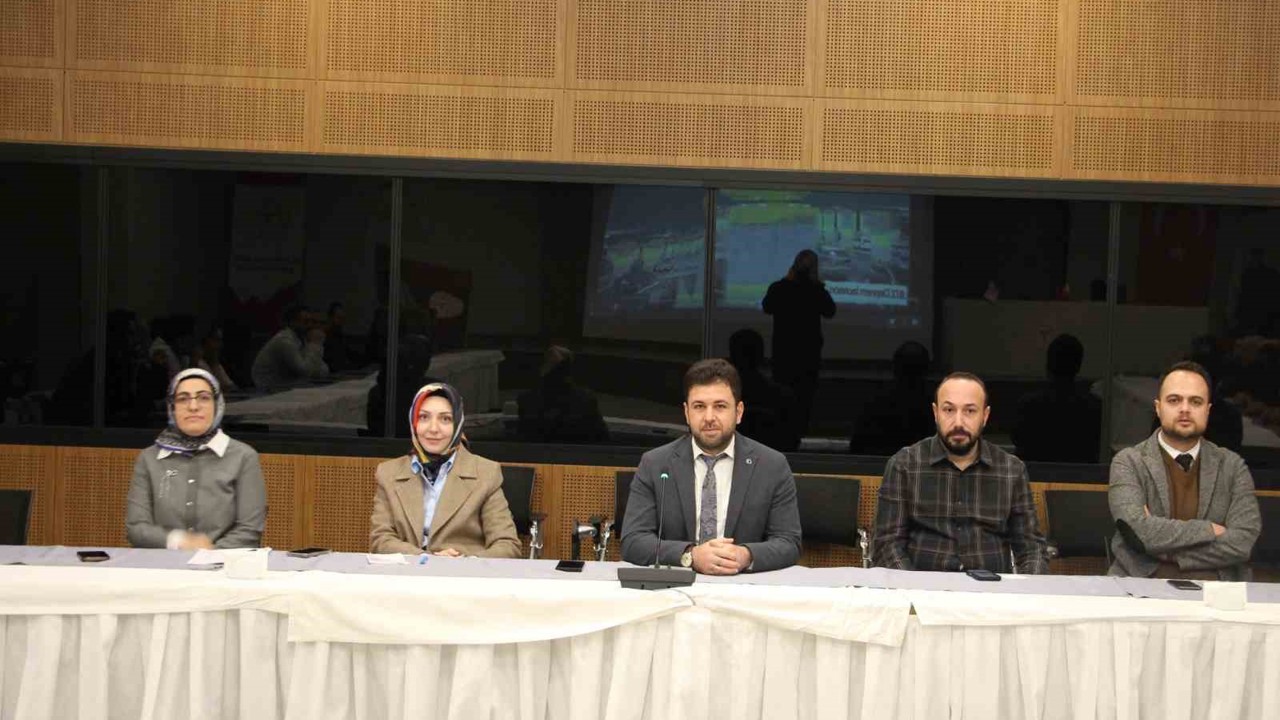 Fethi Sekin Şehir Hastanesi’nde klinikler değerlendirildi
