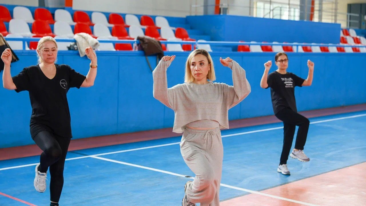 Yunusemre Belediyesinden halk oyunları kursu
