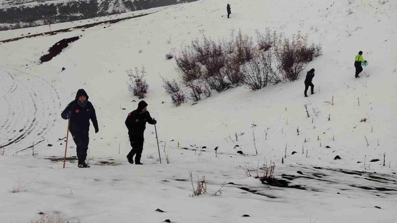 Diyarbakır’da kayıp kadın 480 kişilik ekiple aranıyor
