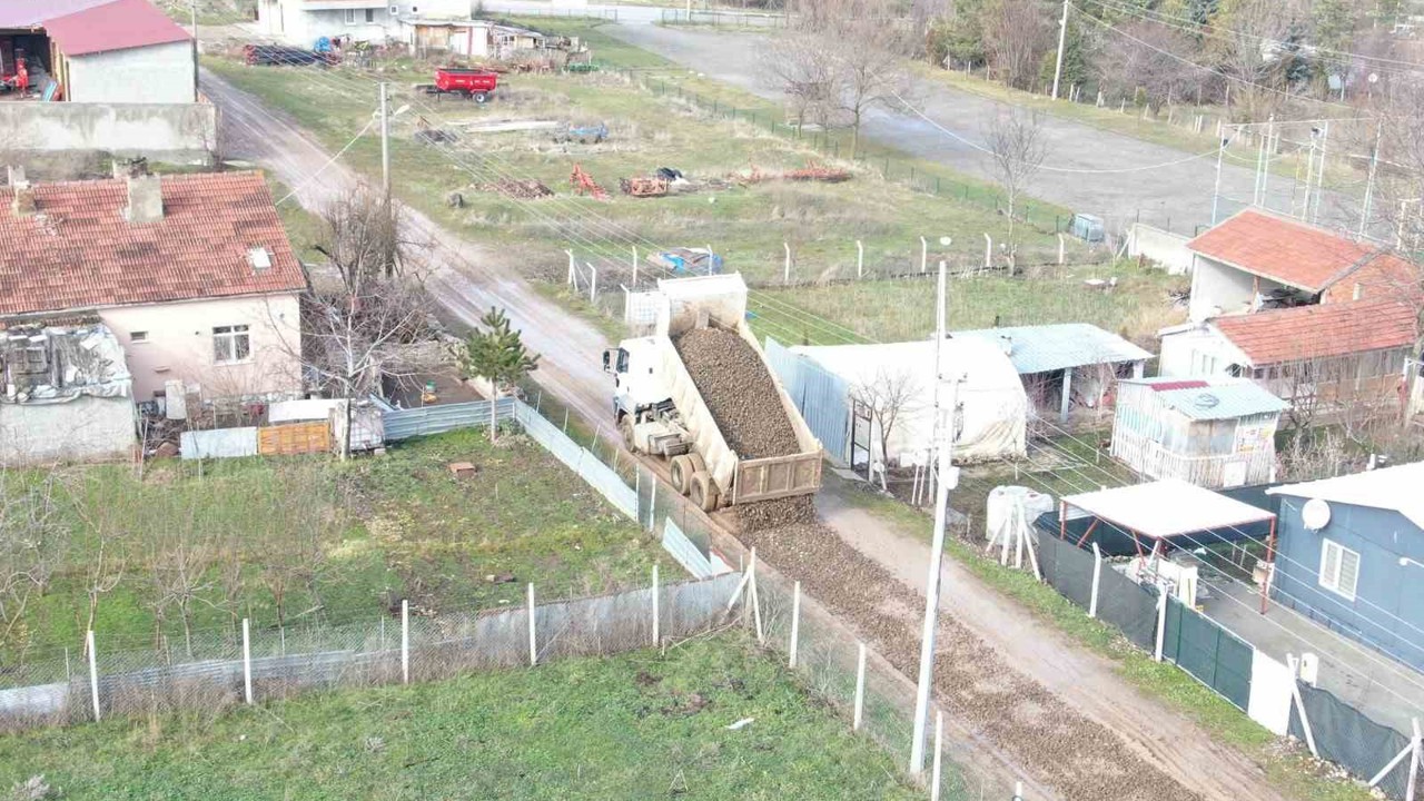 İnönü’de sokaklar elden geçiyor
