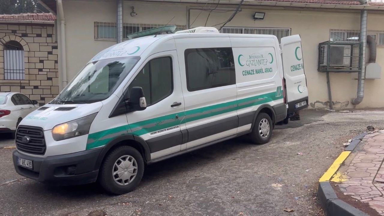 Gaziantep’te akrabasının silahla vurduğu genç hayatını kaybetti
