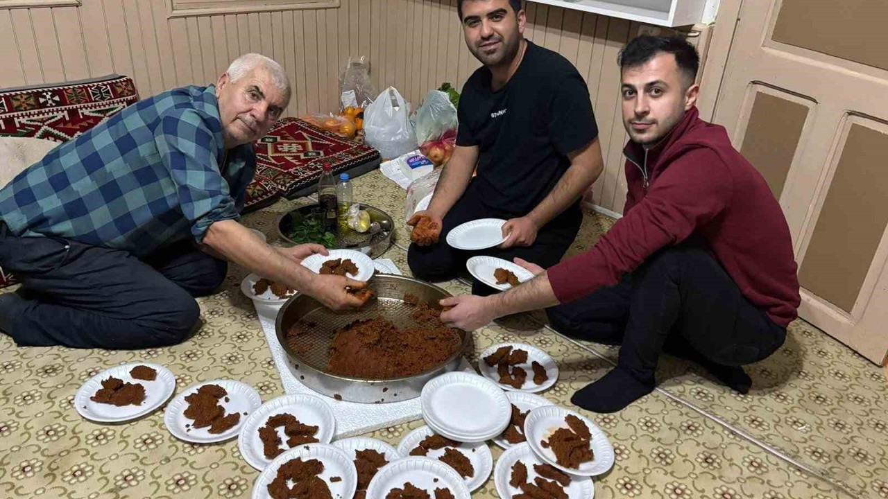 Bu köyde gelenekler halen yaşatılıyor
