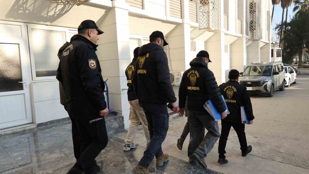 Mersin merkezli 9 ilde 450 milyonluk "sazan sarmalı" operasyonu: 28 gözaltı
