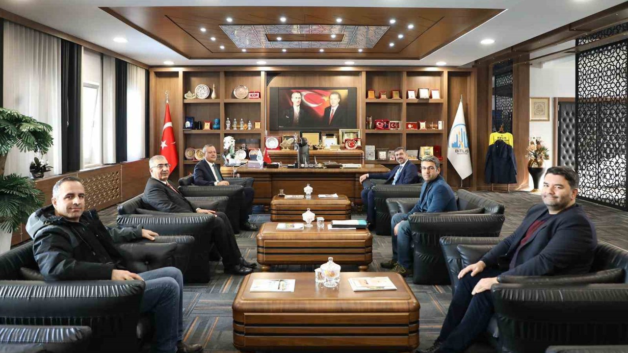 BEÜ ile Bitlis Belediyesi arasında dijital eğitimde iş birliği protokolü imzalandı
