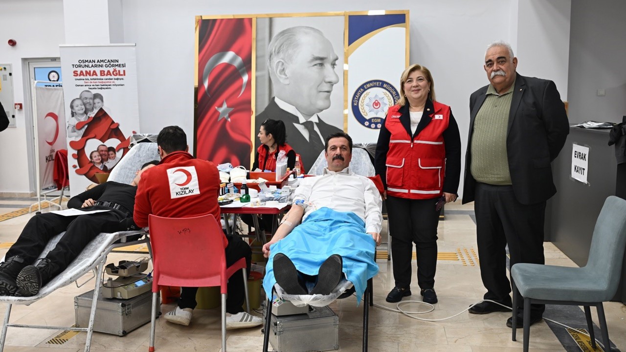 Kütahya İl Emniyet Müdürlüğünden kan bağışı kampanyasına destek
