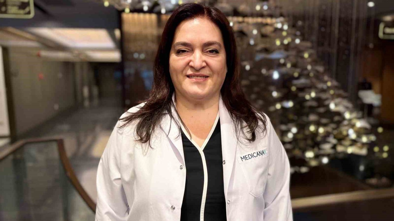 Uzmandan uyarı: "Bitki çayları ilaç gibi etki edebiliyor"
