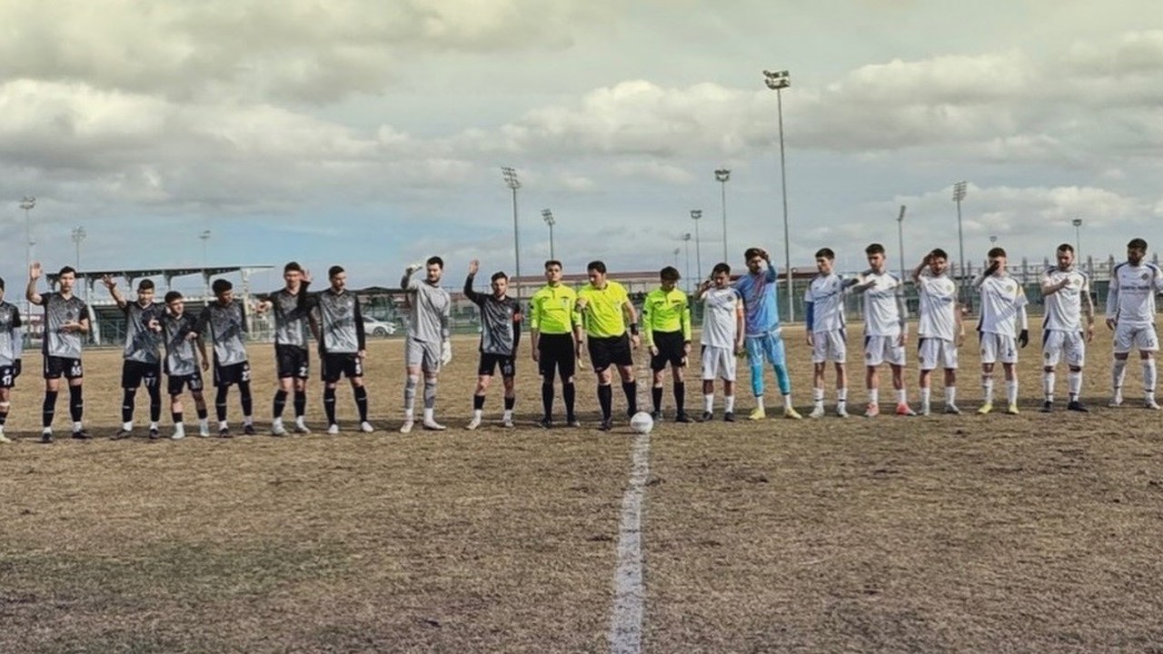 Söğütspor hazırlık maçlarına devam ediyor
