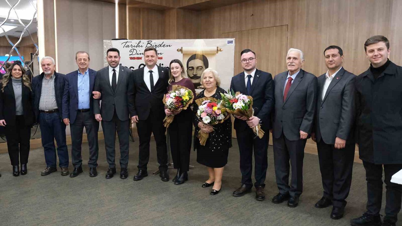 "Tarihi Bizden Dinleyin" söyleşisi yoğun ilgi gördü

