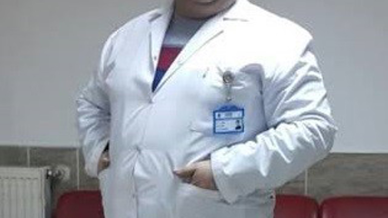 Fizyoterapist Emrah Ardıç, modern ve alternatif tedavi yöntemleriyle hastalarına umut oluyor
