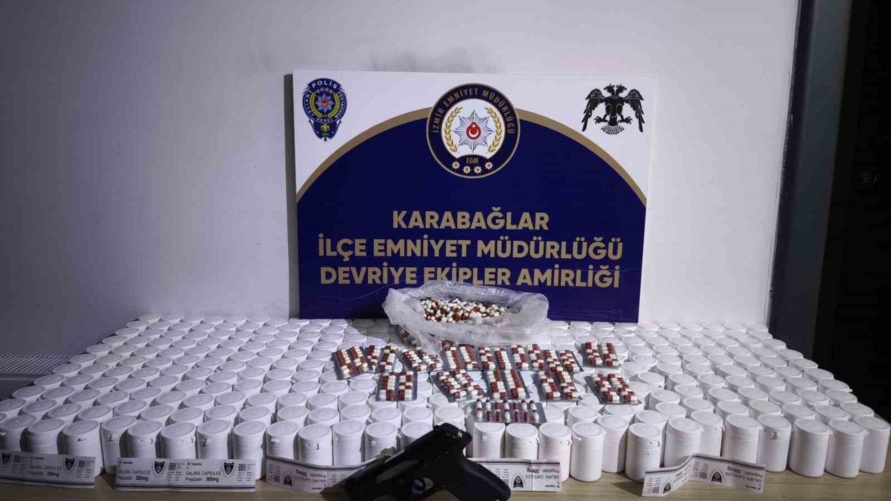 İzmir’de binlerce uyuşturucu hap ele geçirildi
