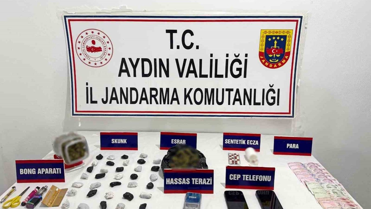 Kuşadası’nda uyuşturucu satıcılarına operasyon

