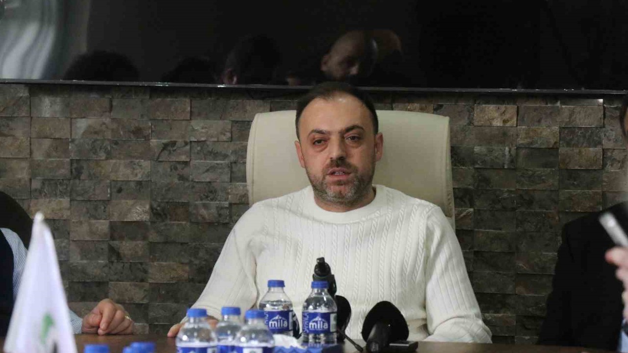 Sakaryaspor Başkanı Enes Zengin’den 1 aylık rapor: 8 transfer, 18 dosya kapatma
