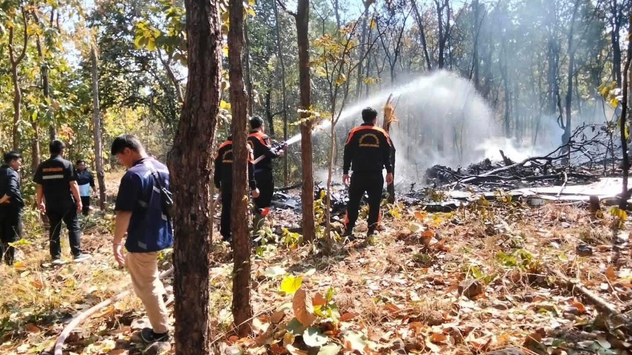 Tayland’da askeri uçak düştü: 2 ölü
