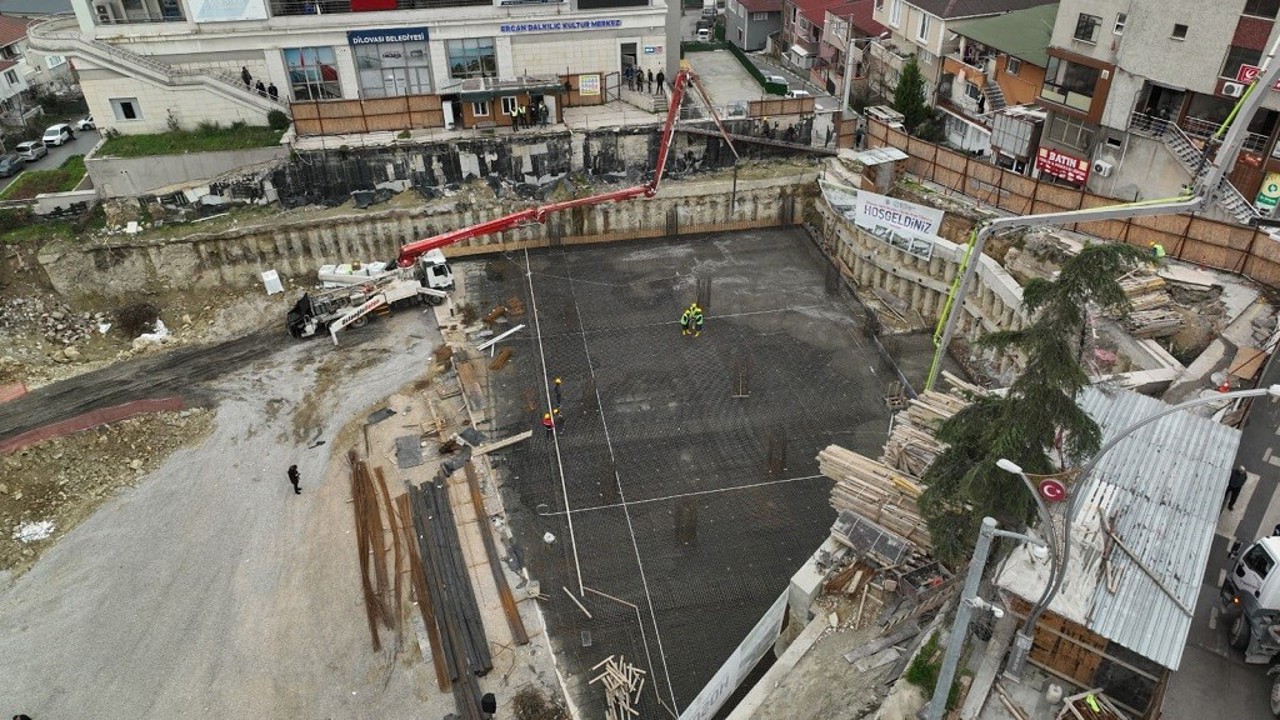 Dilovası Kent Meydanı projesinin temeli atıldı
