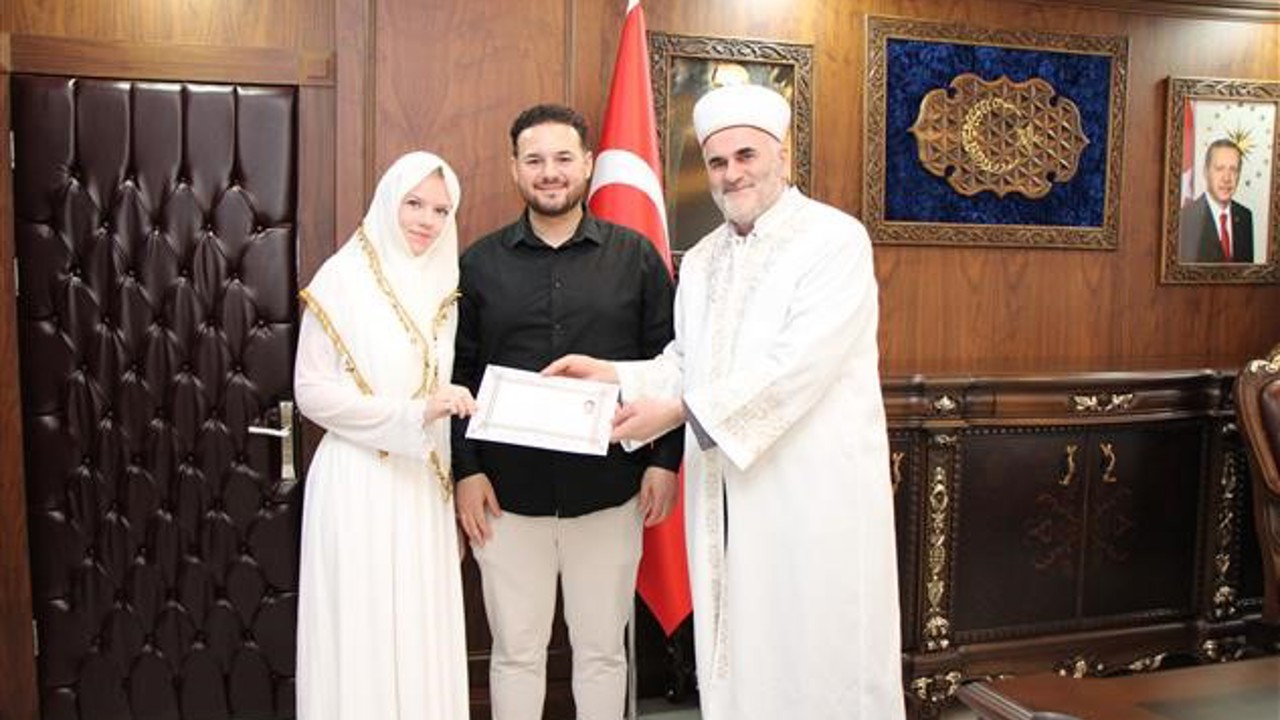 Alman Anna, Amasya’da Müslüman oldu
