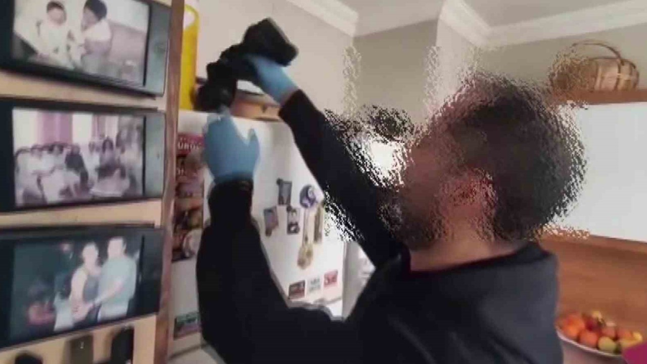 Evinde kilolarca bonzai yapacak hammadde ele geçirildi: "Uygun bulunca toplu alıyorum, içiciyim" dedi
