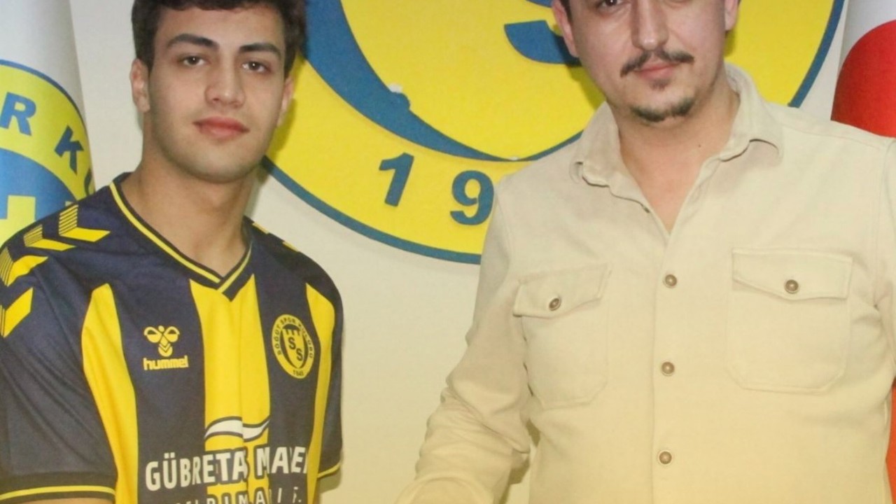 Galatasaray altyapısından yetişen genç futbolcu Söğütspor’a transfer oldu
