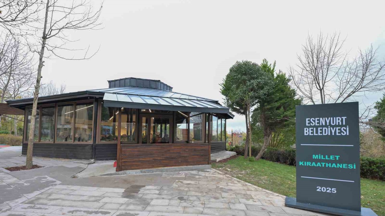 Bu kıraathanede çay 5 lira, muhabbet sınırsız
