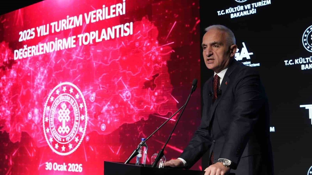 Bakan Ersoy: "2025 turizm geliri 65,2 milyar dolar"
