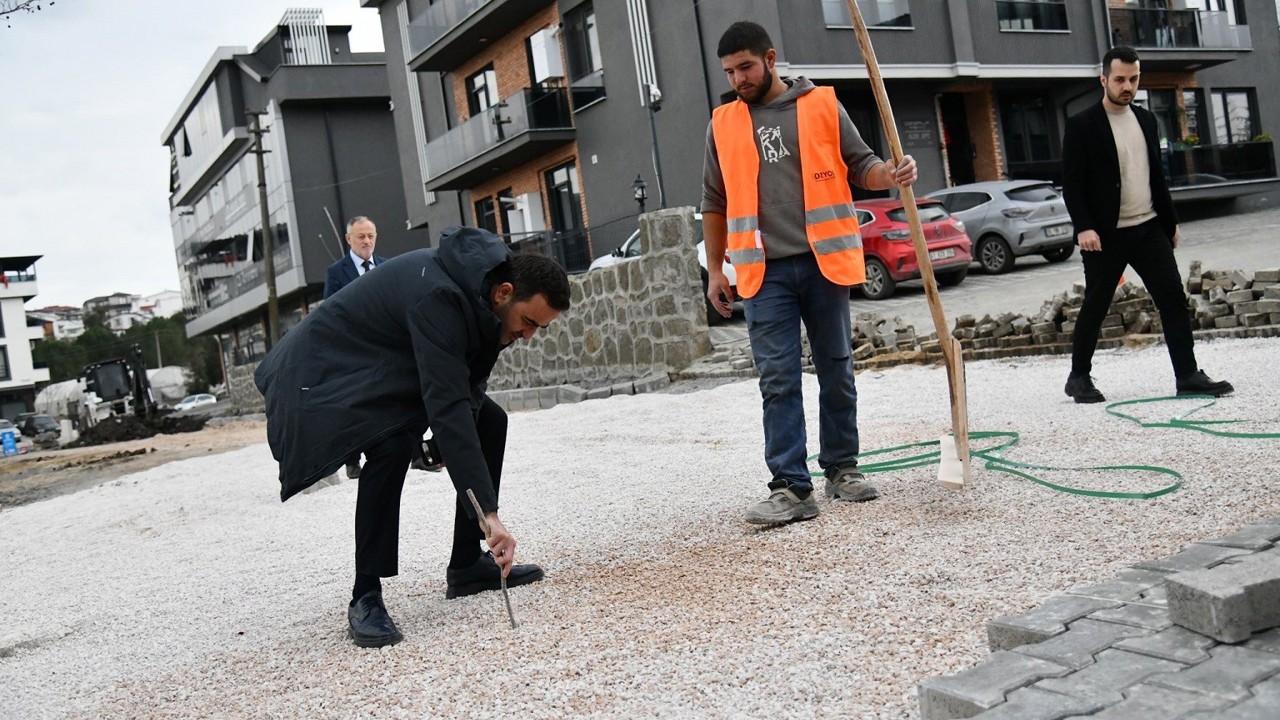 Başiskele’de altyapısı tamamlanan cadde ve sokaklar yenileniyor
