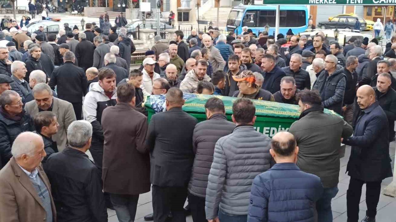 Devrek’in ilk kadın baston ustası dualarla son yolculuğuna uğurlandı
