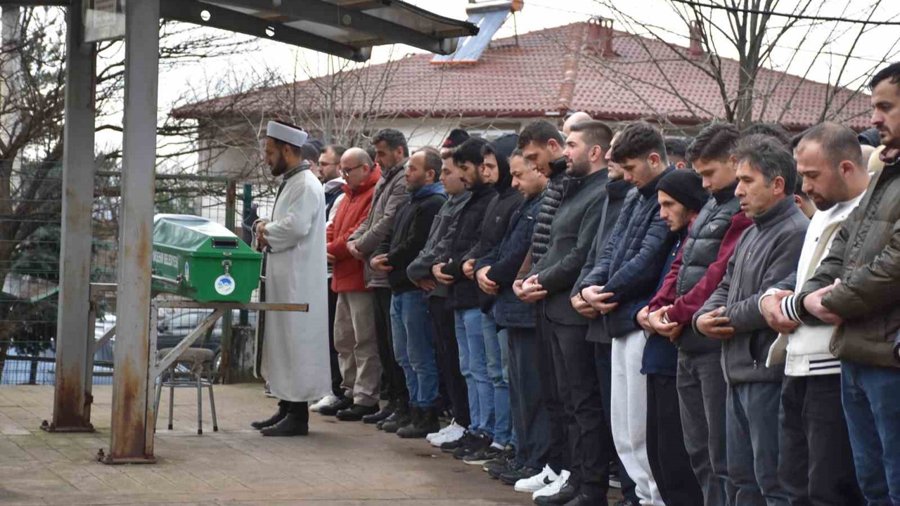 Kavgada tüfekle vurulan genç son yolculuğuna uğurlandı
